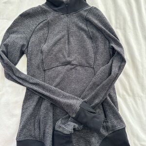 Lululemon Runderful 1/2 Zip Size 6